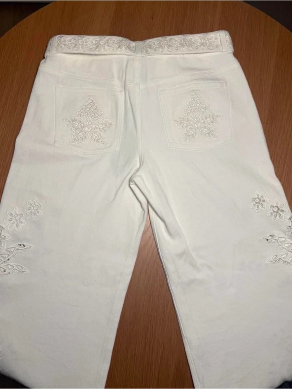 FARM Rio Cream Wide-Leg Laser-Cut Flare Jeans - Picture 7 of 8